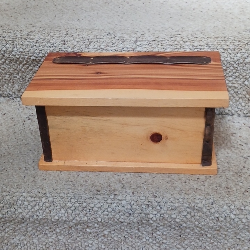 Vintage Handcrafted Small Jewelry Box/Chest
